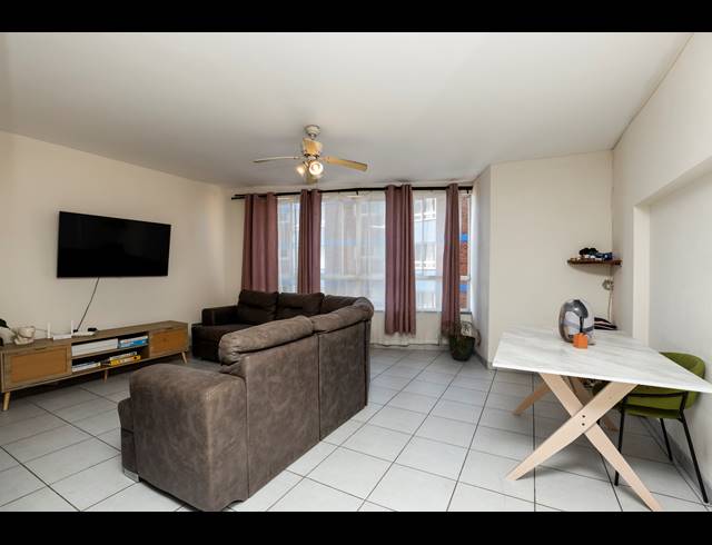 1 BEDROOM APARTMENT FOR SALE IN POINT
